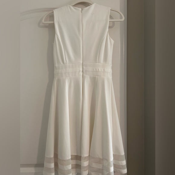 WHITE CALVIN KLEIN DRESS - Picture 2 of 2